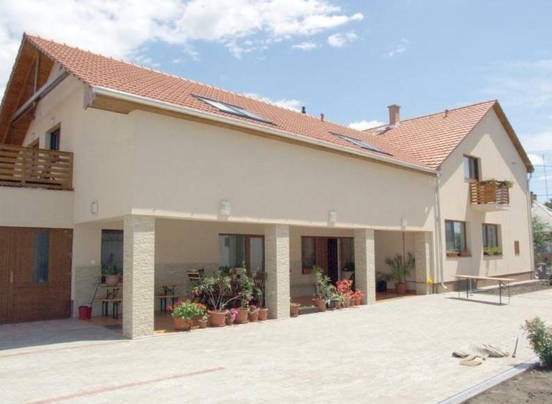 Hotel Aura Vendeghaz Hajdúszoboszló Zewnętrze zdjęcie